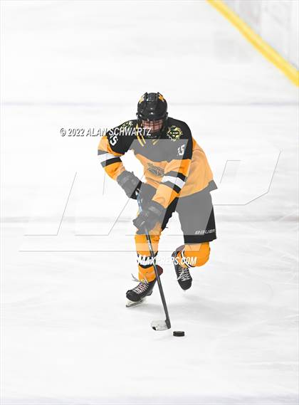 Thumbnail 3 in Fairport @ McQuaid Jesuit photogallery.
