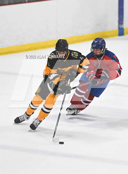 Thumbnail 1 in Fairport @ McQuaid Jesuit photogallery.