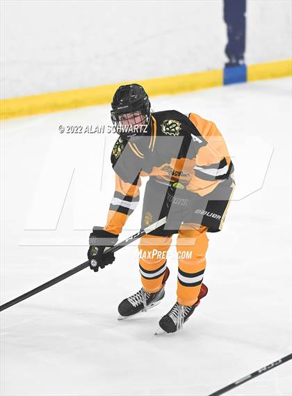 Thumbnail 2 in Fairport @ McQuaid Jesuit photogallery.
