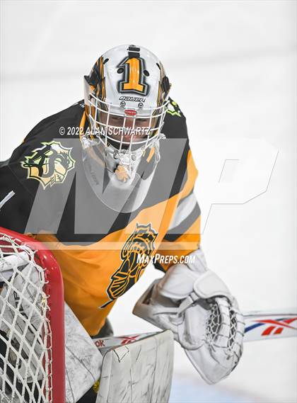 Thumbnail 1 in Fairport @ McQuaid Jesuit photogallery.