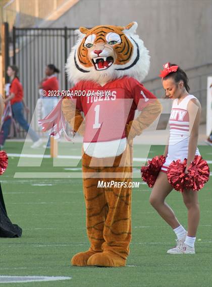 Thumbnail 2 in Mayde Creek vs Katy photogallery.