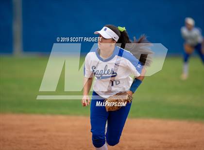 Thumbnail 2 in Santa Margarita vs. Great Oak (CIF SS D1 Quarterfinal) photogallery.