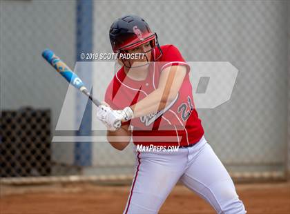 Thumbnail 3 in Santa Margarita vs. Great Oak (CIF SS D1 Quarterfinal) photogallery.