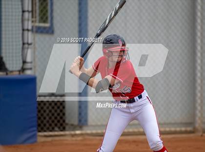 Thumbnail 1 in Santa Margarita vs. Great Oak (CIF SS D1 Quarterfinal) photogallery.