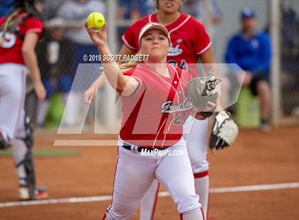 Thumbnail 3 in Santa Margarita vs. Great Oak (CIF SS D1 Quarterfinal) photogallery.