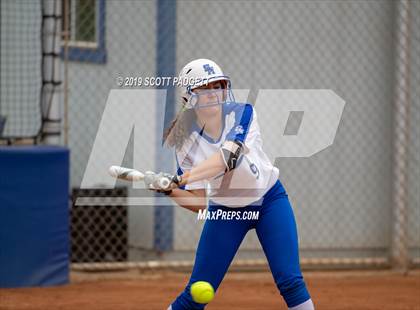 Thumbnail 1 in Santa Margarita vs. Great Oak (CIF SS D1 Quarterfinal) photogallery.
