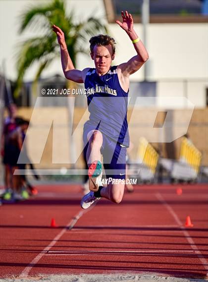 Thumbnail 2 in CIF-SS Sea View League Finals photogallery.