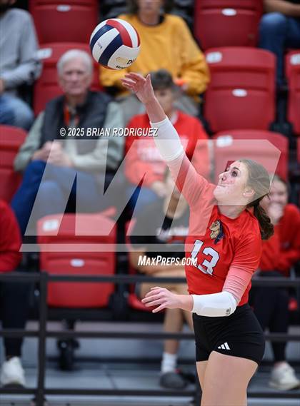 Thumbnail 2 in Westside vs. Pocahontas (AAA 4A East Regional Round 2) photogallery.