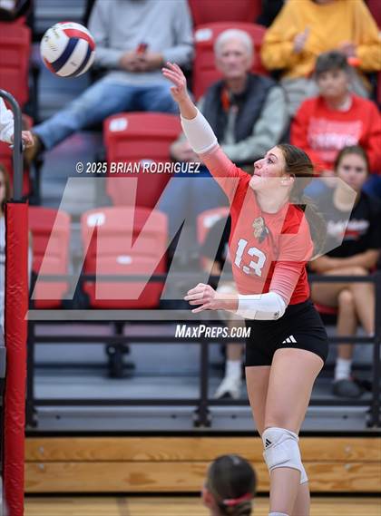 Thumbnail 3 in Westside vs. Pocahontas (AAA 4A East Regional Round 2) photogallery.