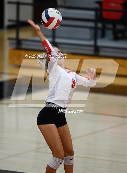 Thumbnail 3 in Westside vs. Pocahontas (AAA 4A East Regional Round 2) photogallery.