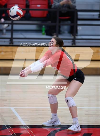 Thumbnail 1 in Westside vs. Pocahontas (AAA 4A East Regional Round 2) photogallery.