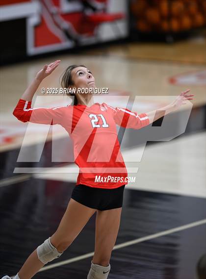 Thumbnail 2 in Westside vs. Pocahontas (AAA 4A East Regional Round 2) photogallery.