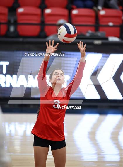 Thumbnail 3 in Westside vs. Pocahontas (AAA 4A East Regional Round 2) photogallery.