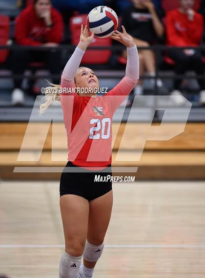 Thumbnail 1 in Westside vs. Pocahontas (AAA 4A East Regional Round 2) photogallery.