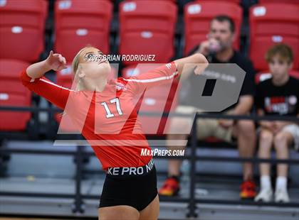 Thumbnail 3 in Westside vs. Pocahontas (AAA 4A East Regional Round 2) photogallery.