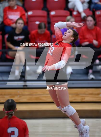 Thumbnail 2 in Westside vs. Pocahontas (AAA 4A East Regional Round 2) photogallery.