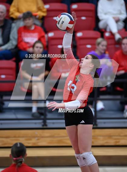 Thumbnail 3 in Westside vs. Pocahontas (AAA 4A East Regional Round 2) photogallery.