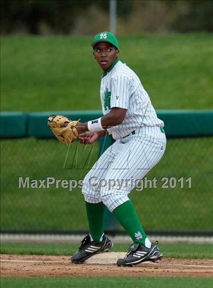 Thumbnail 1 in St. Mary's vs. Orange Lutheran photogallery.