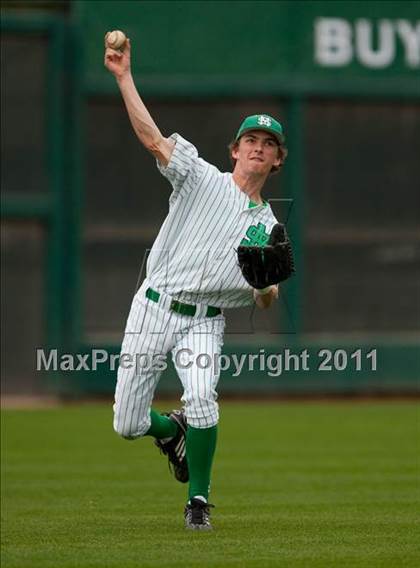 Thumbnail 2 in St. Mary's vs. Orange Lutheran photogallery.