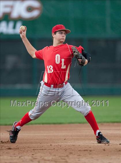 Thumbnail 3 in St. Mary's vs. Orange Lutheran photogallery.