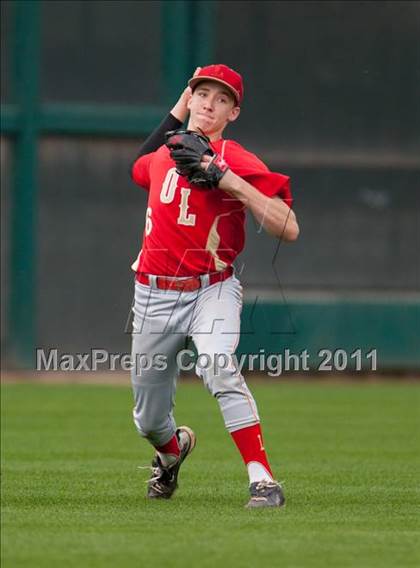 Thumbnail 2 in St. Mary's vs. Orange Lutheran photogallery.