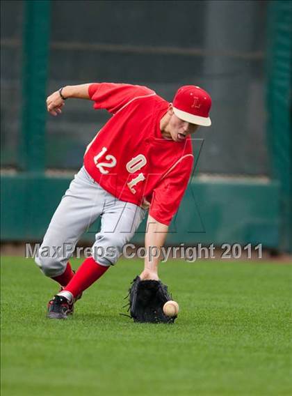 Thumbnail 3 in St. Mary's vs. Orange Lutheran photogallery.
