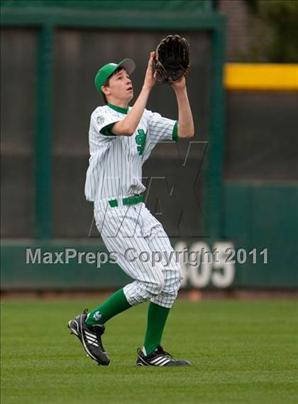 Thumbnail 3 in St. Mary's vs. Orange Lutheran photogallery.