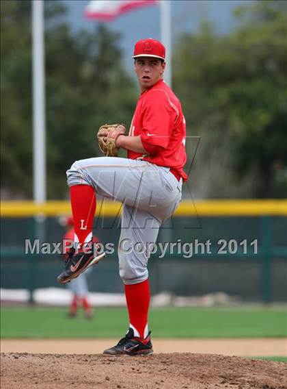 Thumbnail 1 in St. Mary's vs. Orange Lutheran photogallery.