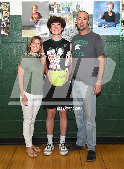 Thumbnail 3 in Valley Vista @ Sunnyslope (Senior Night) photogallery.