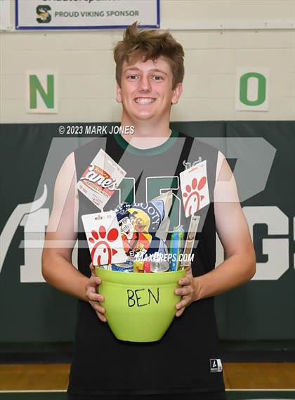 Thumbnail 1 in Valley Vista @ Sunnyslope (Senior Night) photogallery.