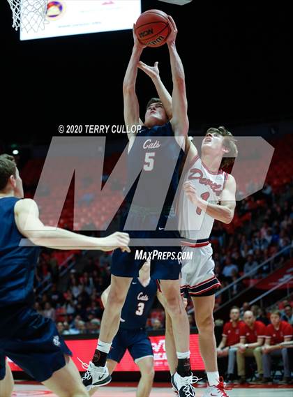 Thumbnail 3 in Woods Cross vs. Springville (UHSAA 5A Semifinal) photogallery.