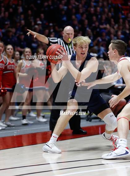 Thumbnail 3 in Woods Cross vs. Springville (UHSAA 5A Semifinal) photogallery.