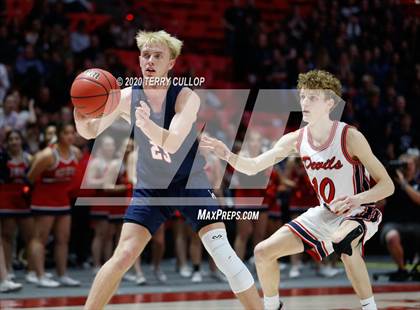 Thumbnail 3 in Woods Cross vs. Springville (UHSAA 5A Semifinal) photogallery.