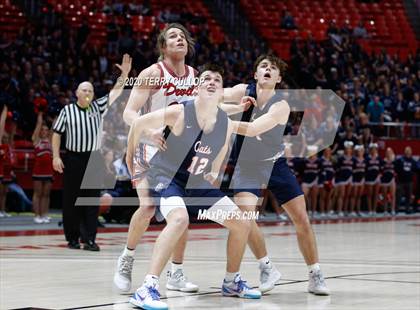 Thumbnail 3 in Woods Cross vs. Springville (UHSAA 5A Semifinal) photogallery.