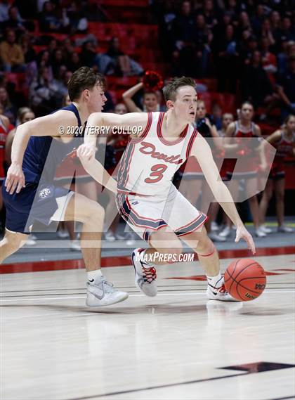 Thumbnail 2 in Woods Cross vs. Springville (UHSAA 5A Semifinal) photogallery.