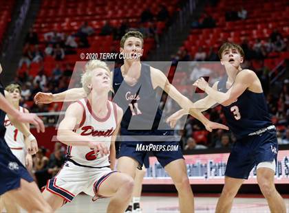 Thumbnail 2 in Woods Cross vs. Springville (UHSAA 5A Semifinal) photogallery.