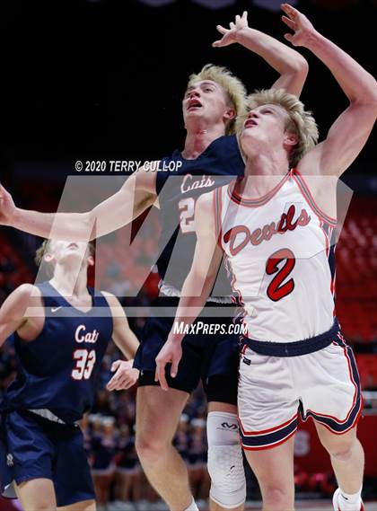 Thumbnail 3 in Woods Cross vs. Springville (UHSAA 5A Semifinal) photogallery.
