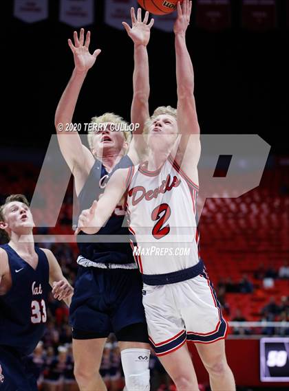 Thumbnail 2 in Woods Cross vs. Springville (UHSAA 5A Semifinal) photogallery.