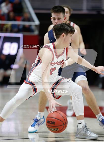 Thumbnail 2 in Woods Cross vs. Springville (UHSAA 5A Semifinal) photogallery.