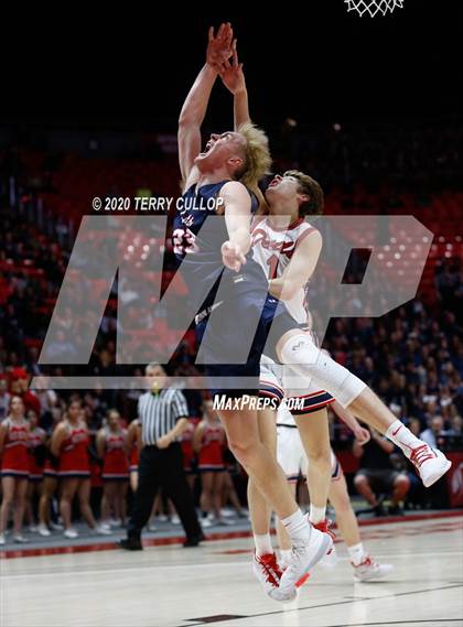 Thumbnail 2 in Woods Cross vs. Springville (UHSAA 5A Semifinal) photogallery.