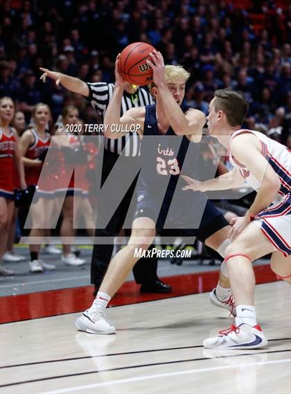 Thumbnail 1 in Woods Cross vs. Springville (UHSAA 5A Semifinal) photogallery.