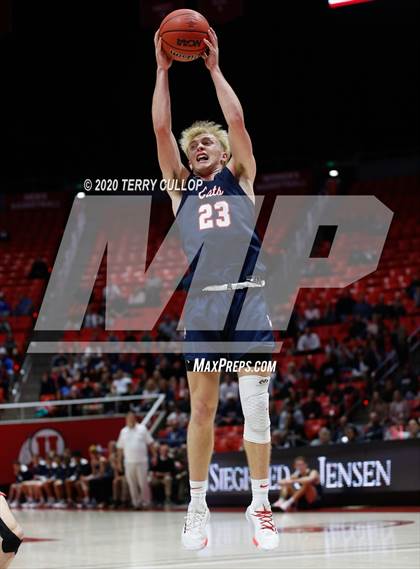 Thumbnail 2 in Woods Cross vs. Springville (UHSAA 5A Semifinal) photogallery.