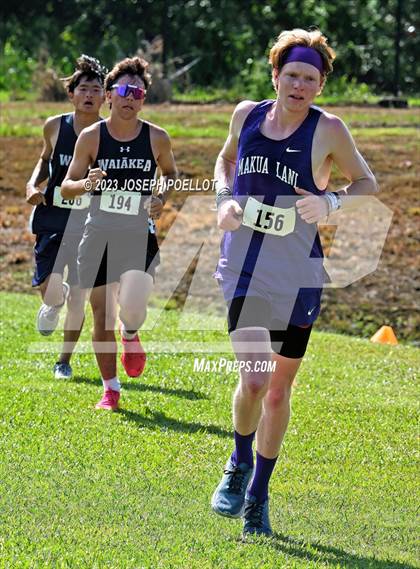 Thumbnail 2 in Kamehameha Invitational photogallery.
