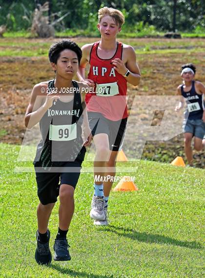 Thumbnail 3 in Kamehameha Invitational photogallery.