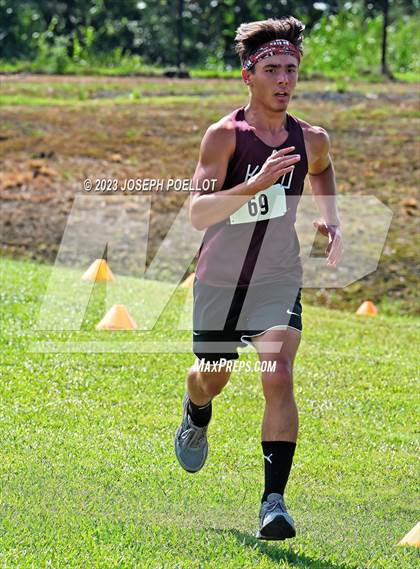 Thumbnail 3 in Kamehameha Invitational photogallery.