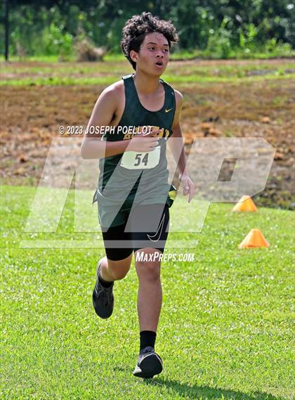 Thumbnail 2 in Kamehameha Invitational photogallery.