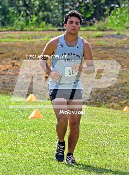 Thumbnail 2 in Kamehameha Invitational photogallery.