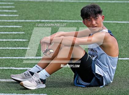 Thumbnail 3 in Kamehameha Invitational photogallery.