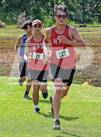 Thumbnail 2 in Kamehameha Invitational photogallery.