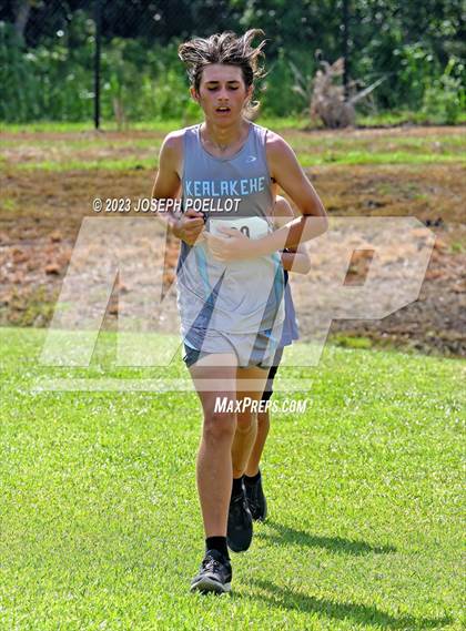 Thumbnail 3 in Kamehameha Invitational photogallery.